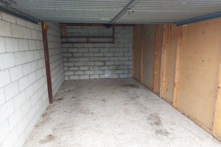 Photo of property in 2/16a Liverpool Street, Trentham, Upper Hutt, 5018