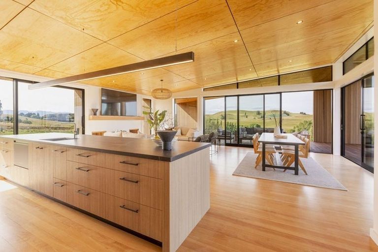 Photo of property in 47 Waiou Road, Waipukurau, 4281