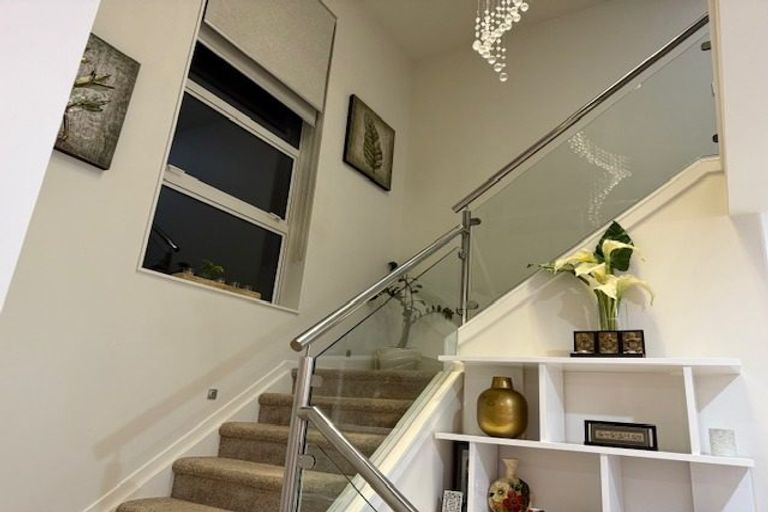 Photo of property in 1 Irongate Avenue, Ranui, Auckland, 0612