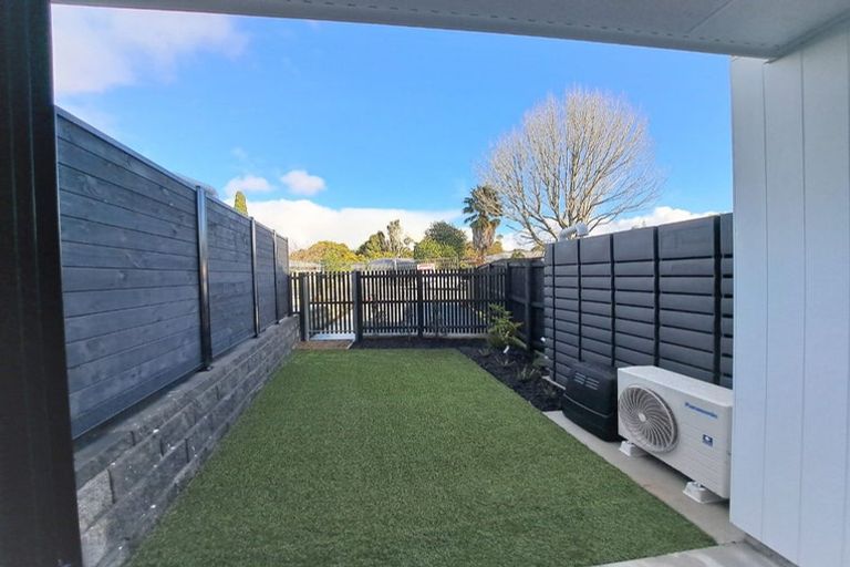 Photo of property in 20a Flaxdale Street, Birkdale, Auckland, 0626
