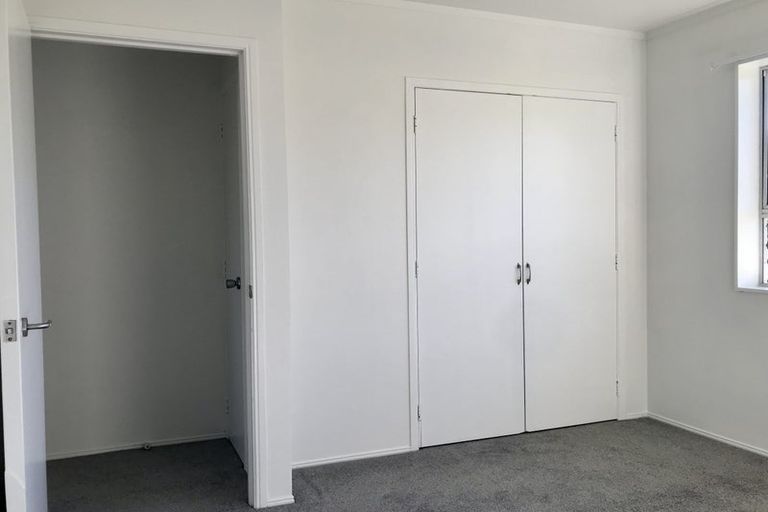 Photo of property in 185 Ti Rakau Drive, Pakuranga Heights, Auckland, 2010