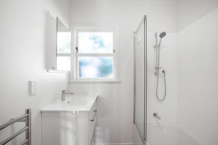 Photo of property in 20 Dale Road, Raumati South, Paraparaumu, 5032