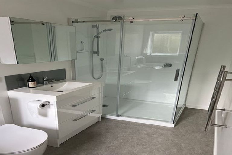 Photo of property in 49 Severn Street, Island Bay, Wellington, 6023