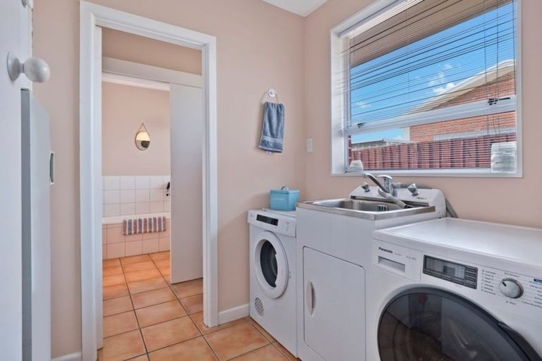 Photo of property in 9 Burnbrae Street, Saint Martins, Christchurch, 8022