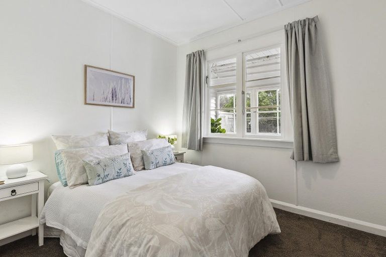 Photo of property in 22 Reef Street, Island Bay, Wellington, 6023