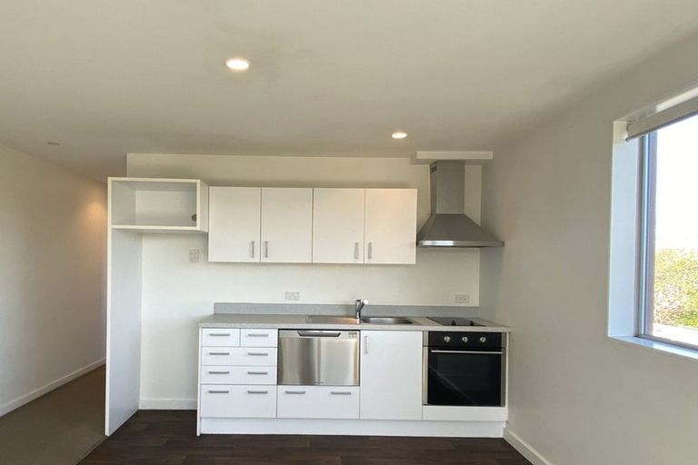 Photo of property in 7/126 Nursery Road, Linwood, Christchurch, 8011