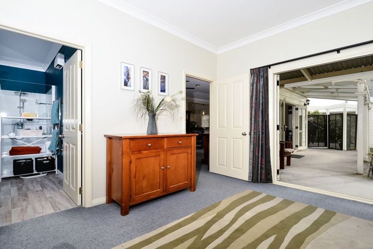 Photo of property in 7a Garelja Road, Henderson, Auckland, 0612