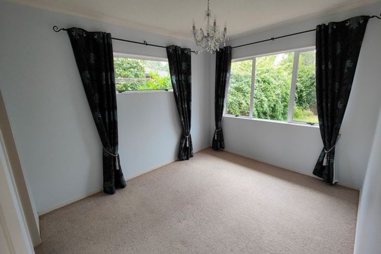 Photo of property in 76 Splitt Avenue, Glenview, Hamilton, 3206