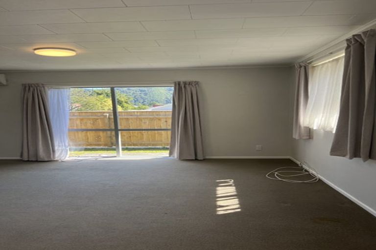 Photo of property in 8f1- Liverpool Street, Trentham, Upper Hutt, 5018