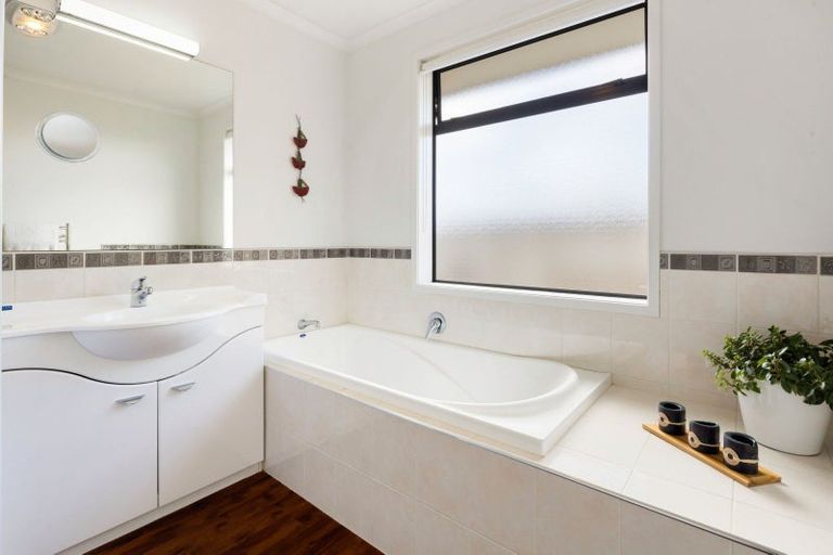 Photo of property in 23 Portobello Way, Huntington, Hamilton, 3210