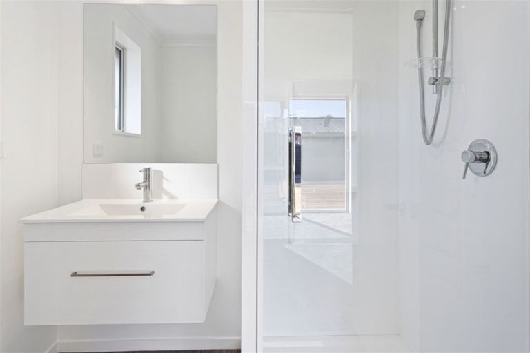 Photo of property in 142a Highsted Road, Casebrook, Christchurch, 8051