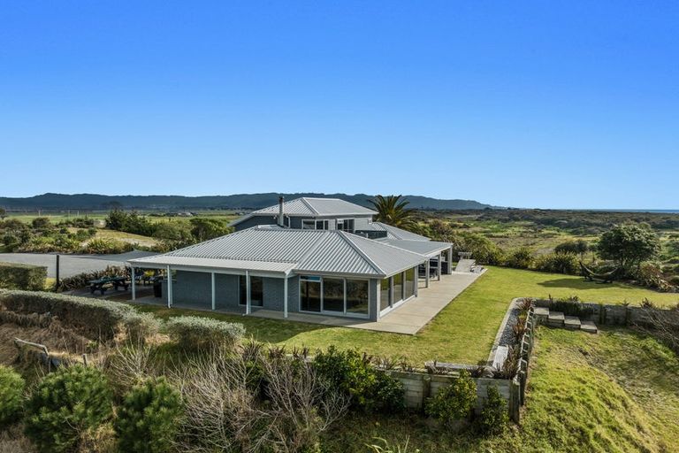 Photo of property in 1030 Thornton Road, Matata, Whakatane, 3194