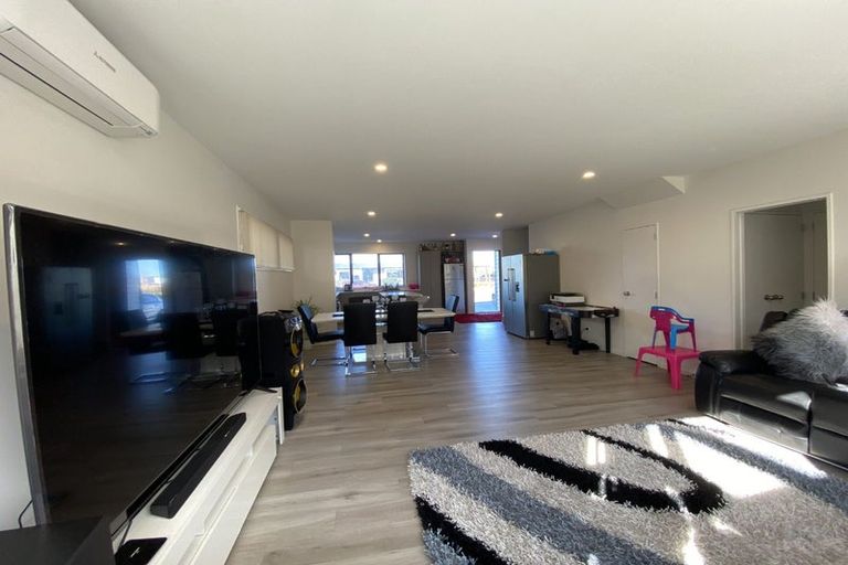 Photo of property in 182 Walters Road, Takanini, 2110