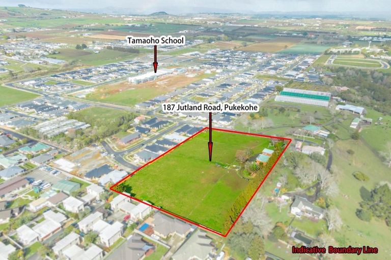 Photo of property in 187 Jutland Road, Pukekohe, 2120