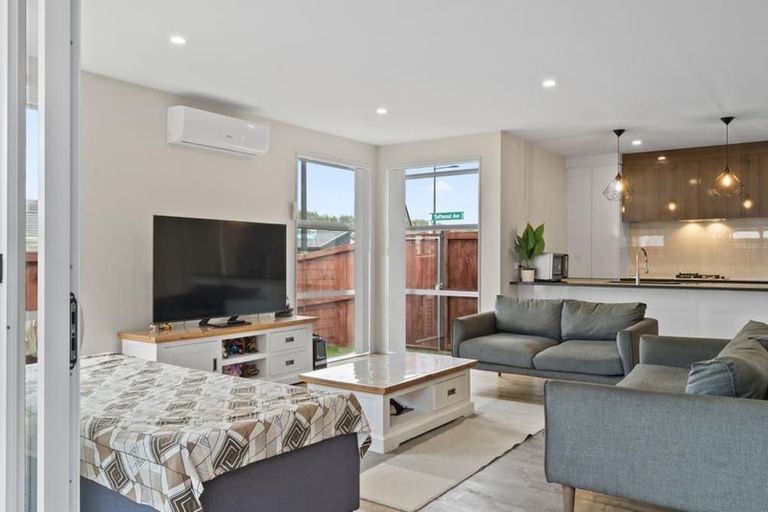 Photo of property in 40 Sapwood Crescent, Takanini, 2110