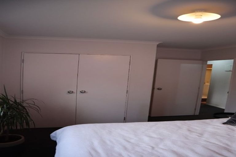 Photo of property in 10 Hinau Street, New Lynn, Auckland, 0600