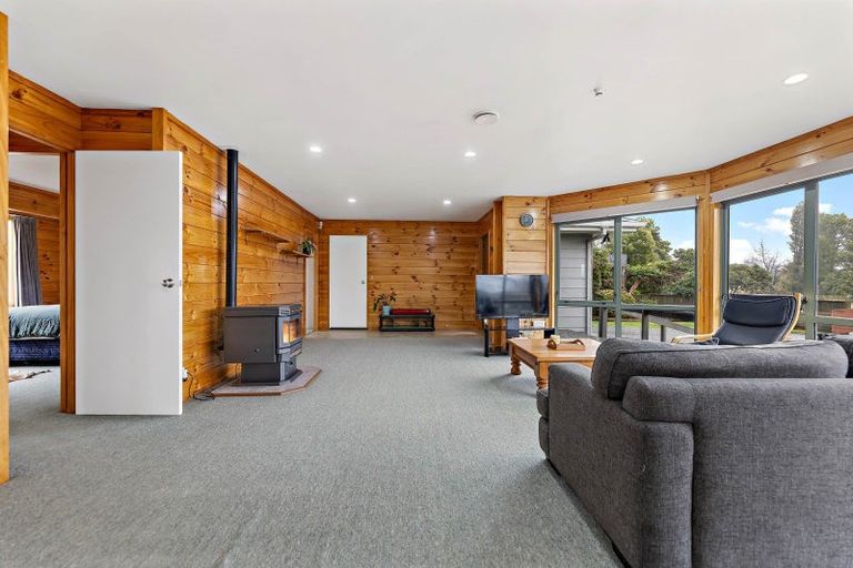 Photo of property in 12 Marotoa Grove, Turangi, 3334