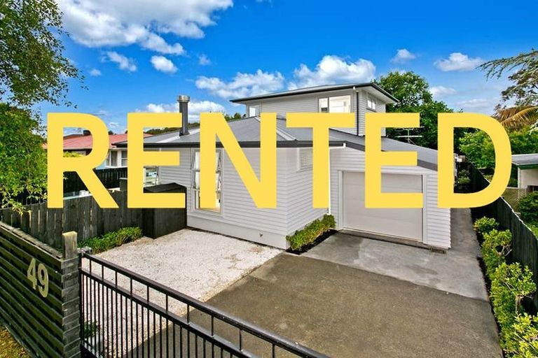 Photo of property in 49 Sylvia Road, Hillcrest, Auckland, 0627