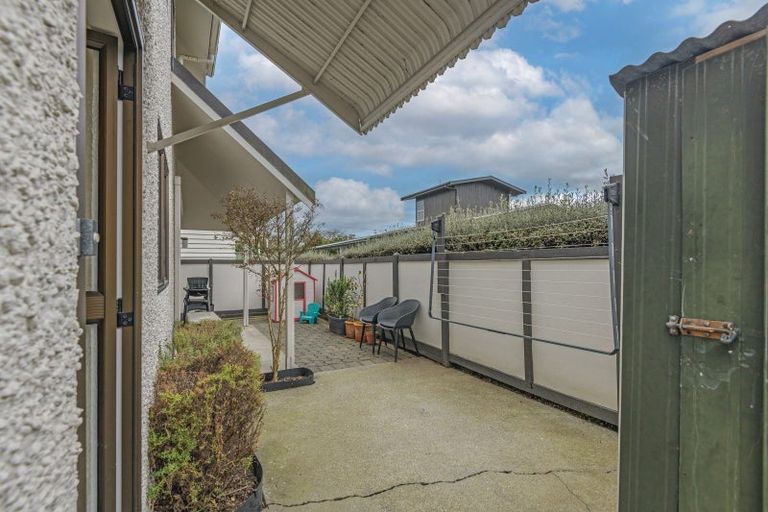 Photo of property in 1a Surrey Crescent, Hokowhitu, Palmerston North, 4410
