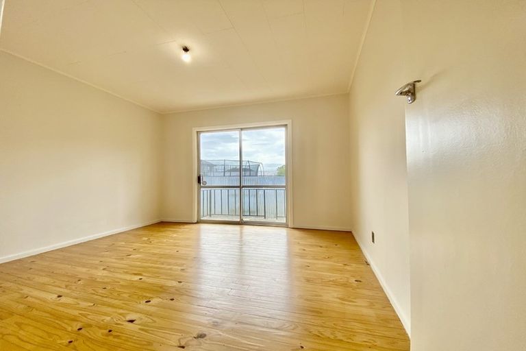 Photo of property in 12 Gardiner Grove, Mangere East, Auckland, 2024