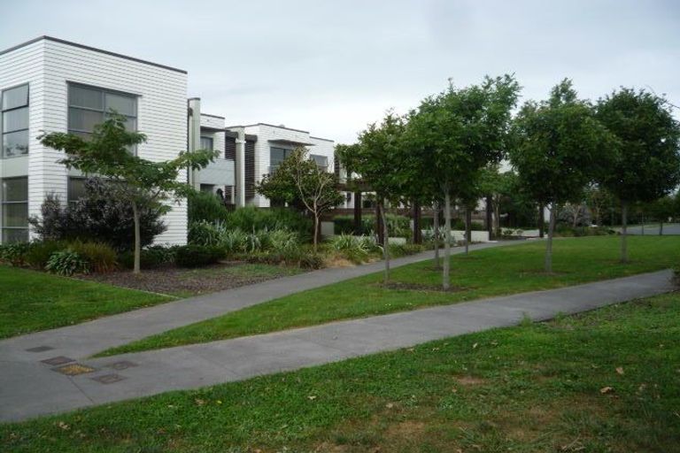 Photo of property in 39 The Track, Takanini, 2112