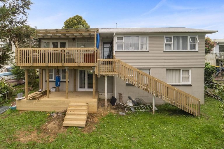 Photo of property in 224 Don Buck Road, Massey, Auckland, 0614