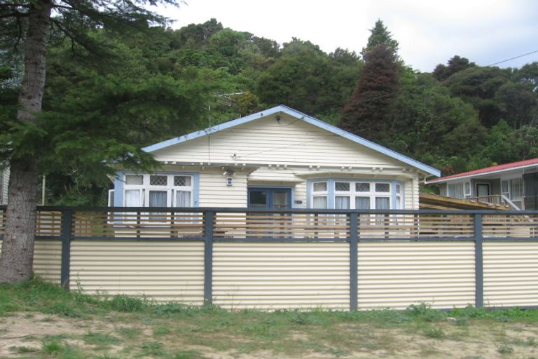 Photo of property in 118 Hair Street, Wainuiomata, Lower Hutt, 5014