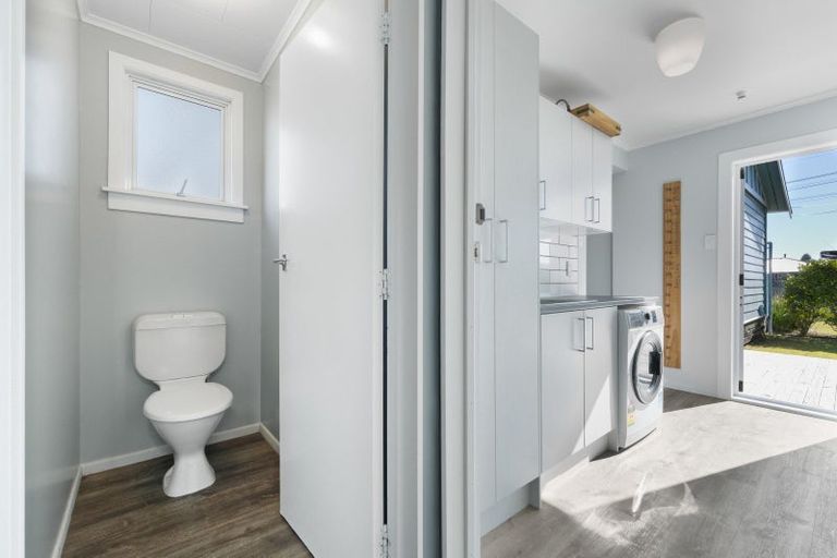 Photo of property in 8 Oriental Street, Welbourn, New Plymouth, 4312