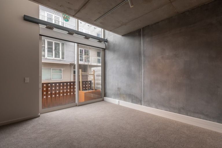 Photo of property in Ink'd, 19u6 Pirie Street, Mount Victoria, Wellington, 6011