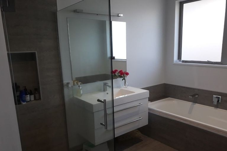 Photo of property in 8 Sharman Place, Wigram, Christchurch, 8042