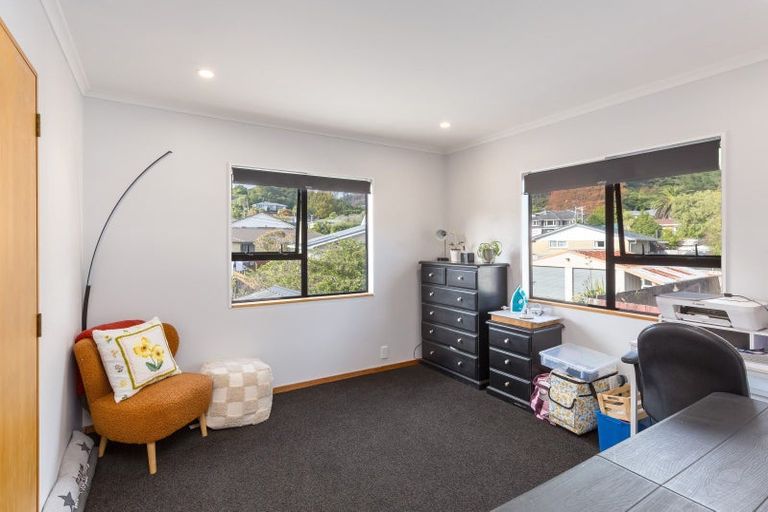 Photo of property in 55 Moeraki Road, Maoribank, Upper Hutt, 5018