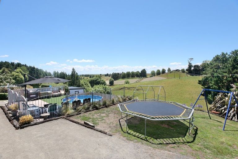 Photo of property in 270 Halcombe Road, Feilding, 4775