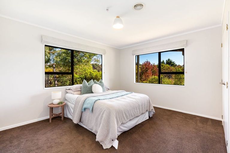 Photo of property in 22 Sailmaker Close, Whitby, Porirua, 5024