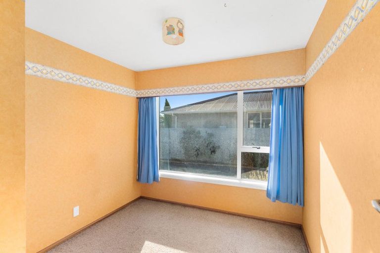 Photo of property in 40 Skerten Avenue, Hornby, Christchurch, 8042