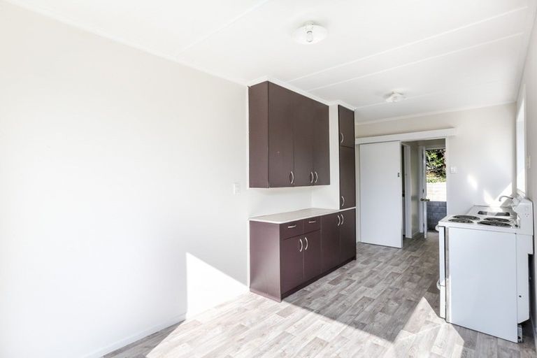 Photo of property in 41 Waimea Street, Westown, New Plymouth, 4310