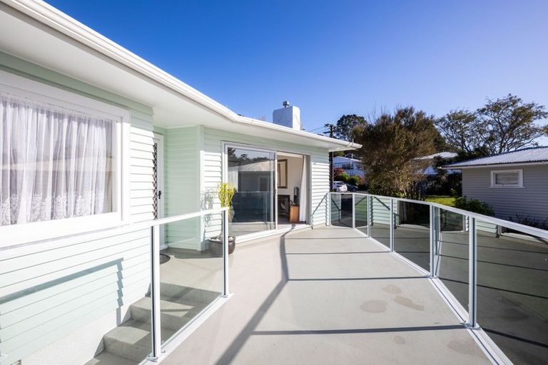 Photo of property in 28 Elizabeth Place, Ferndale, New Plymouth, 4310