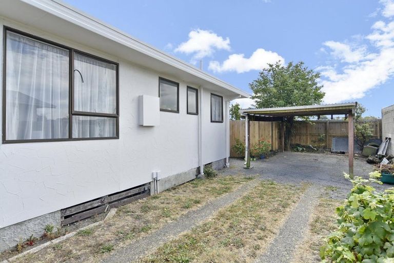 Photo of property in 90 Bayswater Crescent, Bromley, Christchurch, 8062