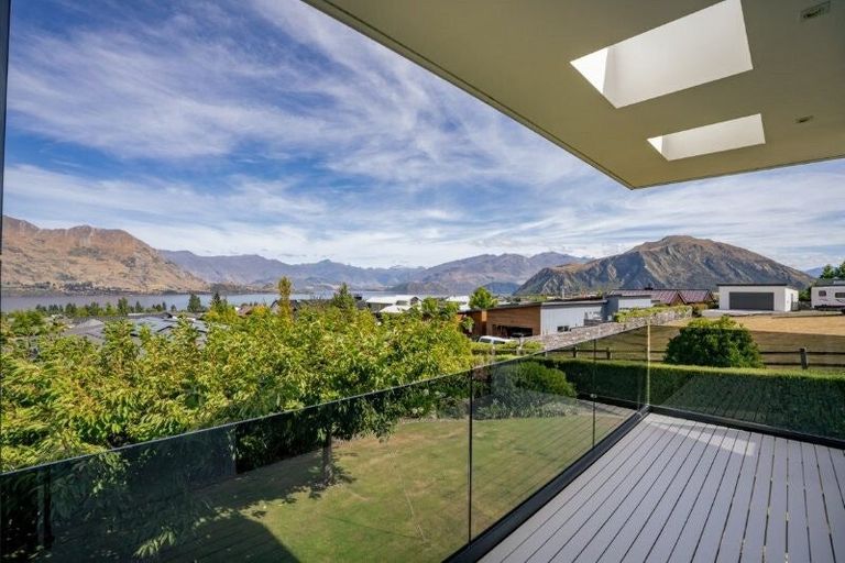 Photo of property in 47 Forest Heights, Wanaka, 9305