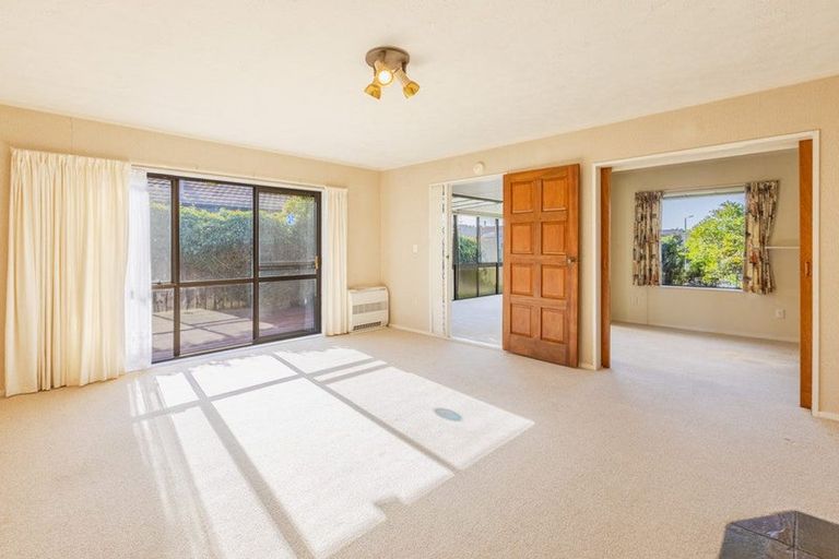 Photo of property in 29 Hetley Crescent, Taradale, Napier, 4112