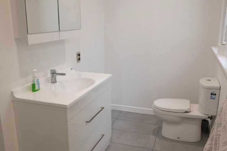 Photo of property in 43 Te Mome Road, Alicetown, Lower Hutt, 5010