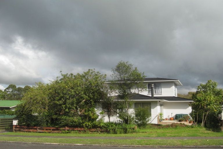 Photo of property in 5 Marvon Downs Avenue, Pakuranga Heights, Auckland, 2010