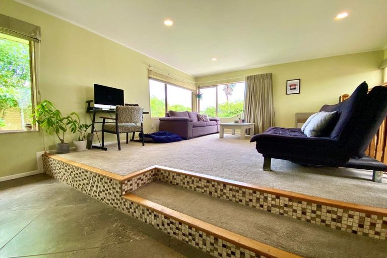 Photo of property in 16 Jackson Place, Pukekohe, 2120