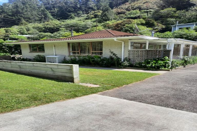Photo of property in 110f1- Pinehaven Road, Pinehaven, Upper Hutt, 5019