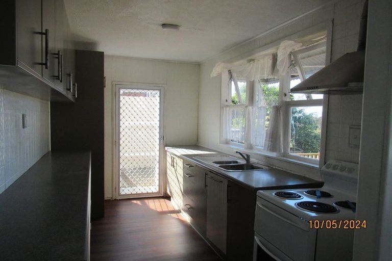Photo of property in 401 Don Buck Road, Massey, Auckland, 0614