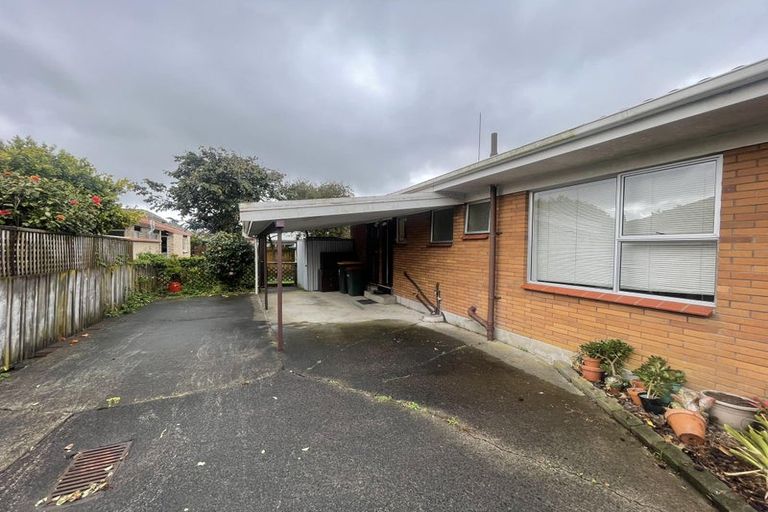 Photo of property in 2/75 Butley Drive, Farm Cove, Auckland, 2012