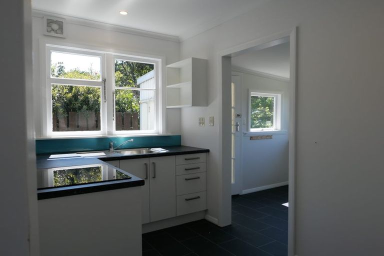 Photo of property in 5 Allen Road, Raumati Beach, Paraparaumu, 5032