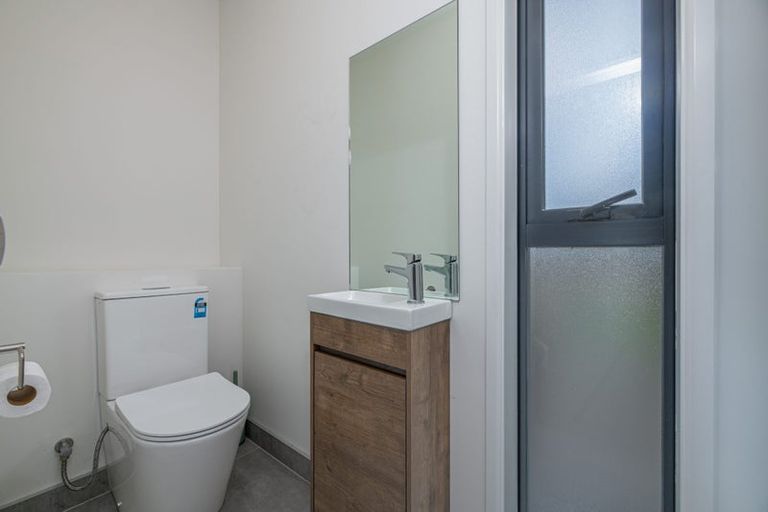 Photo of property in 43b/6 Waimumu Road, Massey, Auckland, 0614