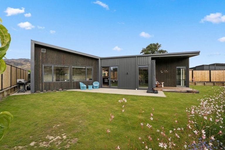 Photo of property in 93 Magnum Drive, Cromwell, 9310