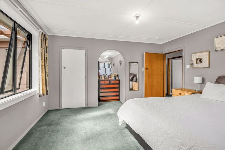 Photo of property in 18 Harlech Street, Oamaru North, Oamaru, 9400