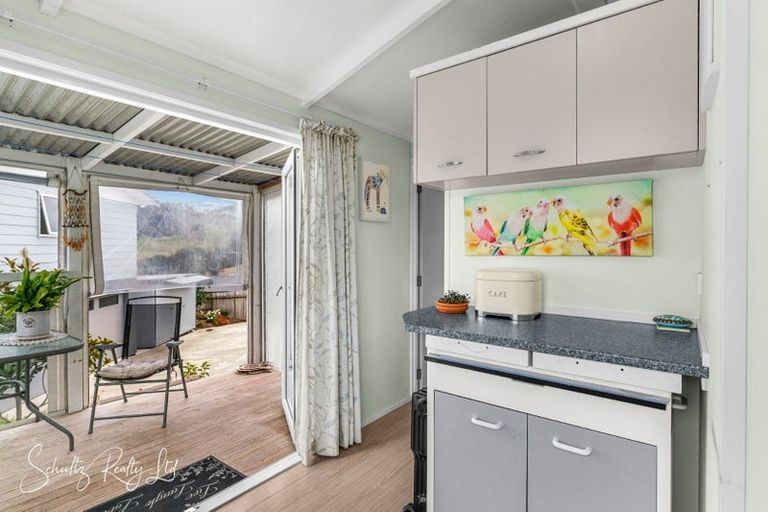 Photo of property in 7 Hebe Lane, Maungaturoto, 0520